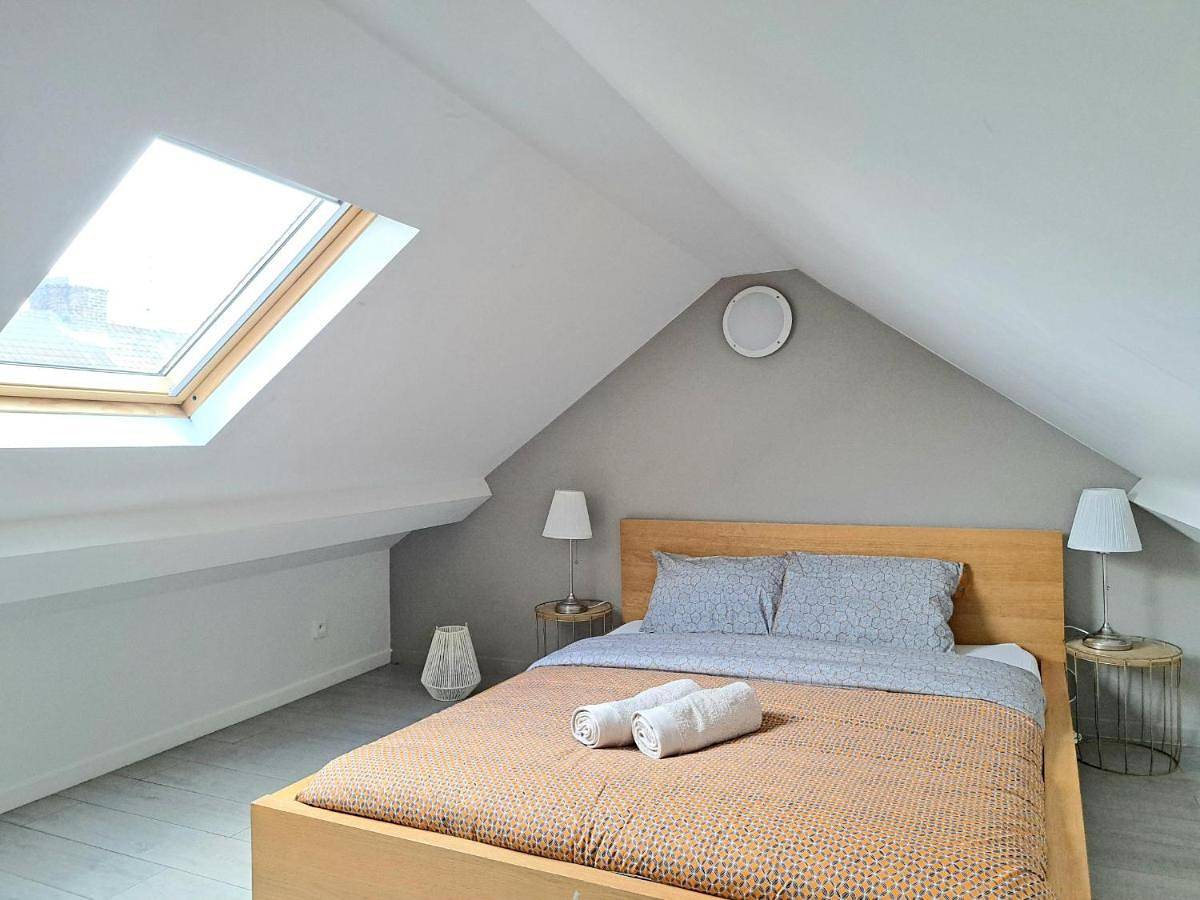 Appartement entier, Duplex 300 meters from Croix Centre metro near Lille in Croix (homonymie), Région de Lille
