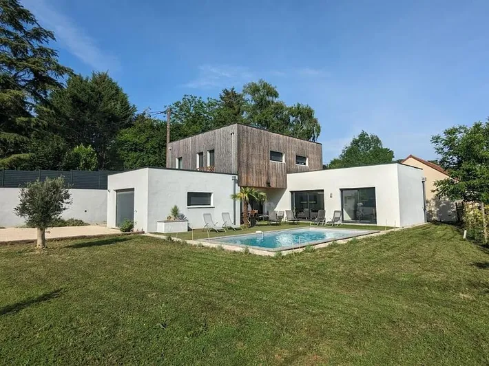 Casa de vacaciones para 6 personas, con terraza además de piscina y jardín, Se admiten mascotas - 1