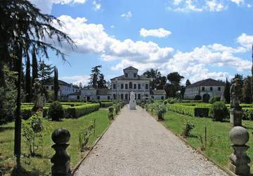 Gîte pour 6 personnes, avec piscine et jardin, animaux acceptés à San Biagio di Callalta