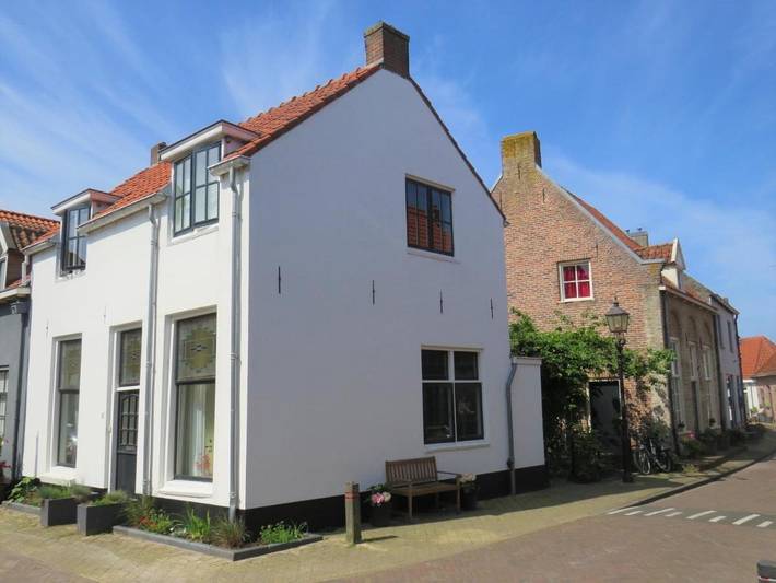 Ferienhaus für 4 Personen, mit Balkon und Terrasse sowie Garten