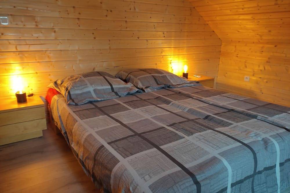 Tiny House Au pied du Merisier in Signy-l'Abbaye, Ardennes