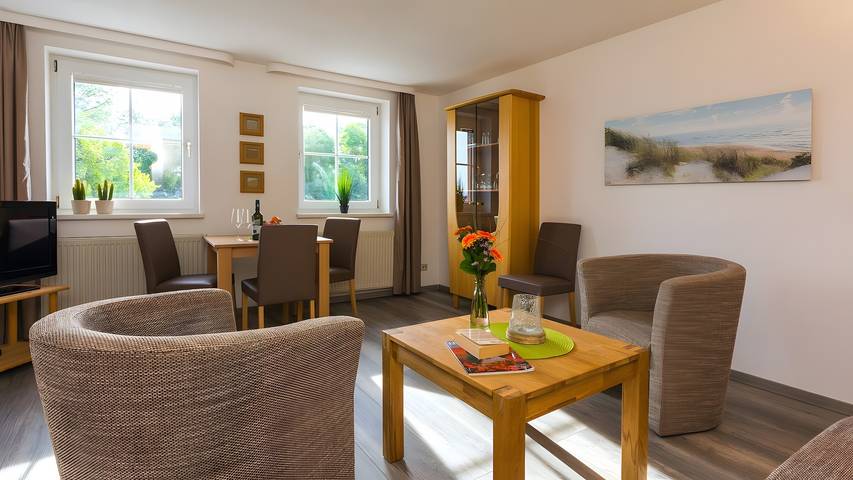 Ferienwohnung für 4 Personen, mit Garten und Seeblick in Lütow - 4