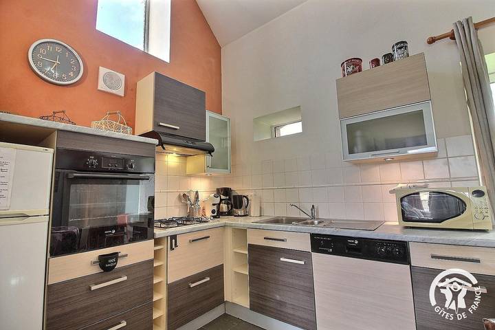 Gîte pour 3 personnes, avec terrasse et jardin à Plouézec - 4