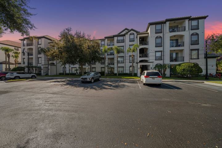 Casas e apartamentos de temporada para 7 pessoas, com piscina e jardim e ainda vista para o lago, adaptado a crianças na Disney