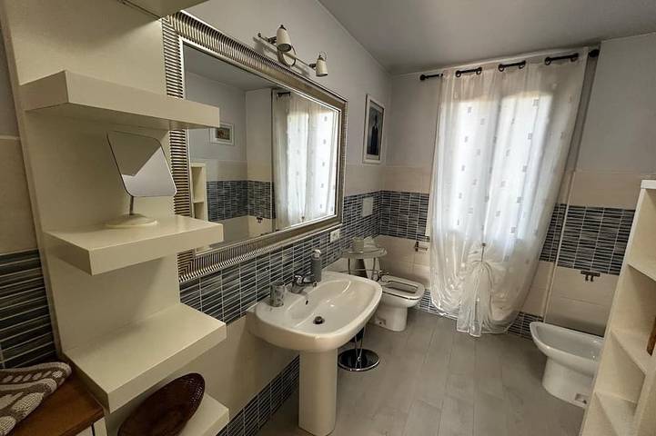 Ganze Wohnung, Appartamento di mq 50 piano terra ed è parte del Casale Gelsomino in Rovolon, Euganeische Hügel