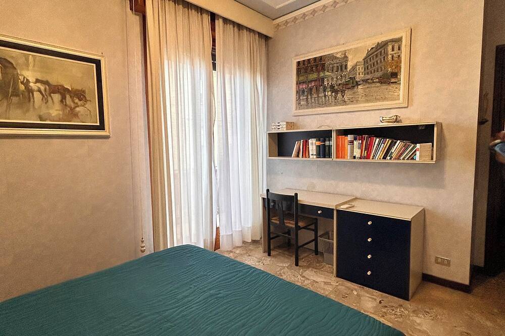 Appartamento intero, Appartamento 8 posti letto con cucina e 2 bagni amirandola in Mirandola, Provincia di Modena