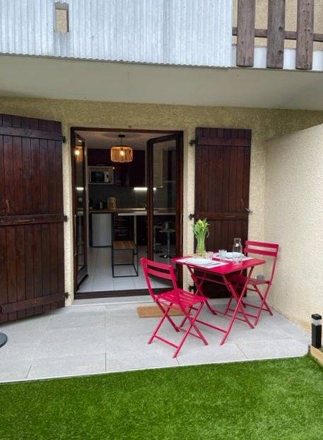 Studio entier, Charmant appartement studio 2 personnes, au bord du lac d'Annecy in Saint-Jorioz, Parc naturel régional du Massif des Bauges