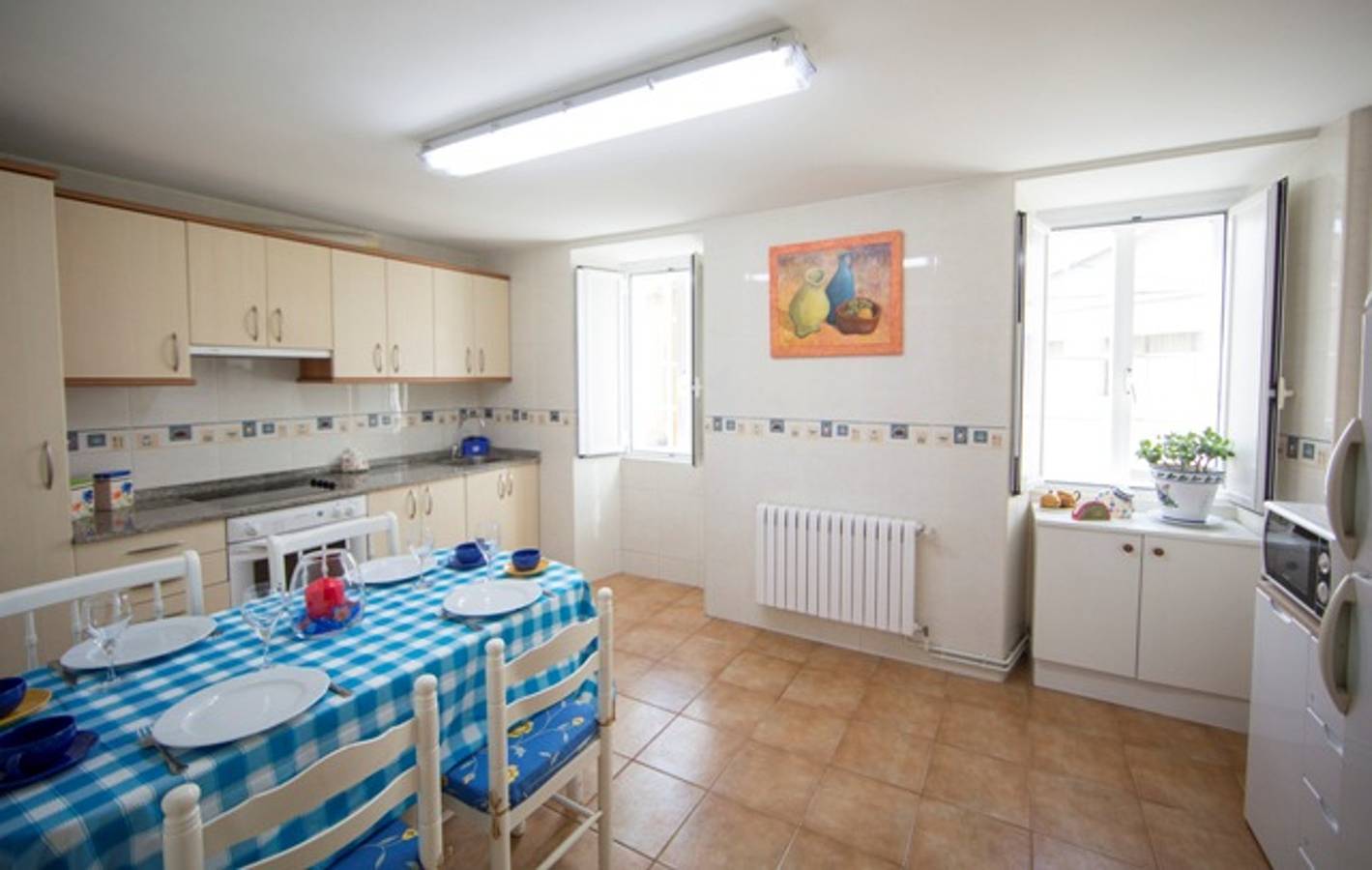 Charmantes Haus in Teo mit Balkon und Parkplatz inklusive in Teo, La Coruña Provinz