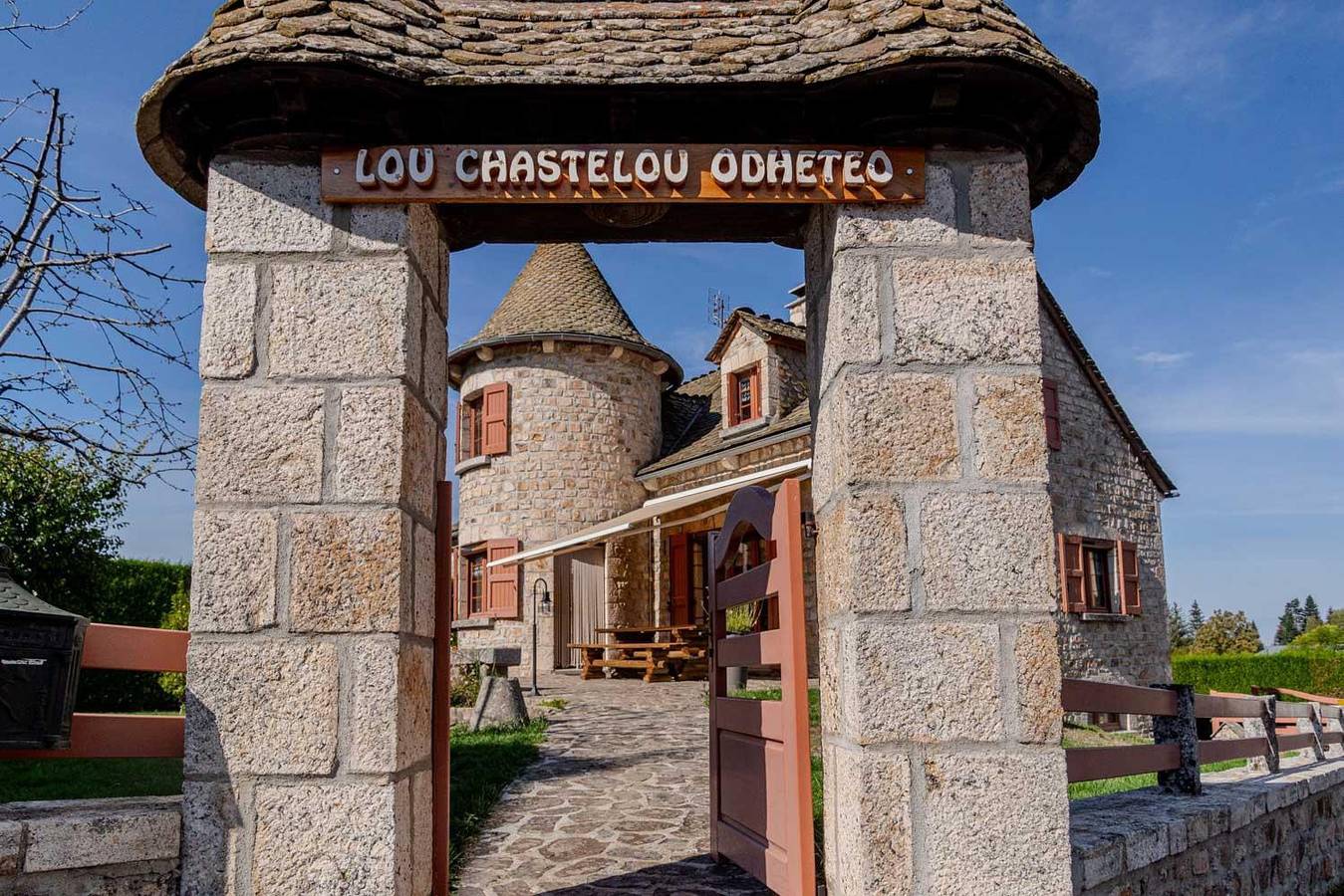 Lou Chastelou Odheteo à Aumont Aubrac in Peyre-en-Aubrac, Région de Mende