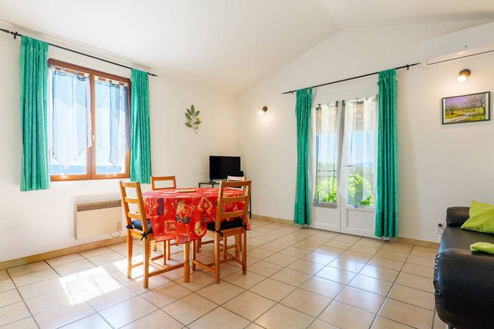 Holiday Home “L’Olivier - La Fontinelle” in Bessas, Ardèche