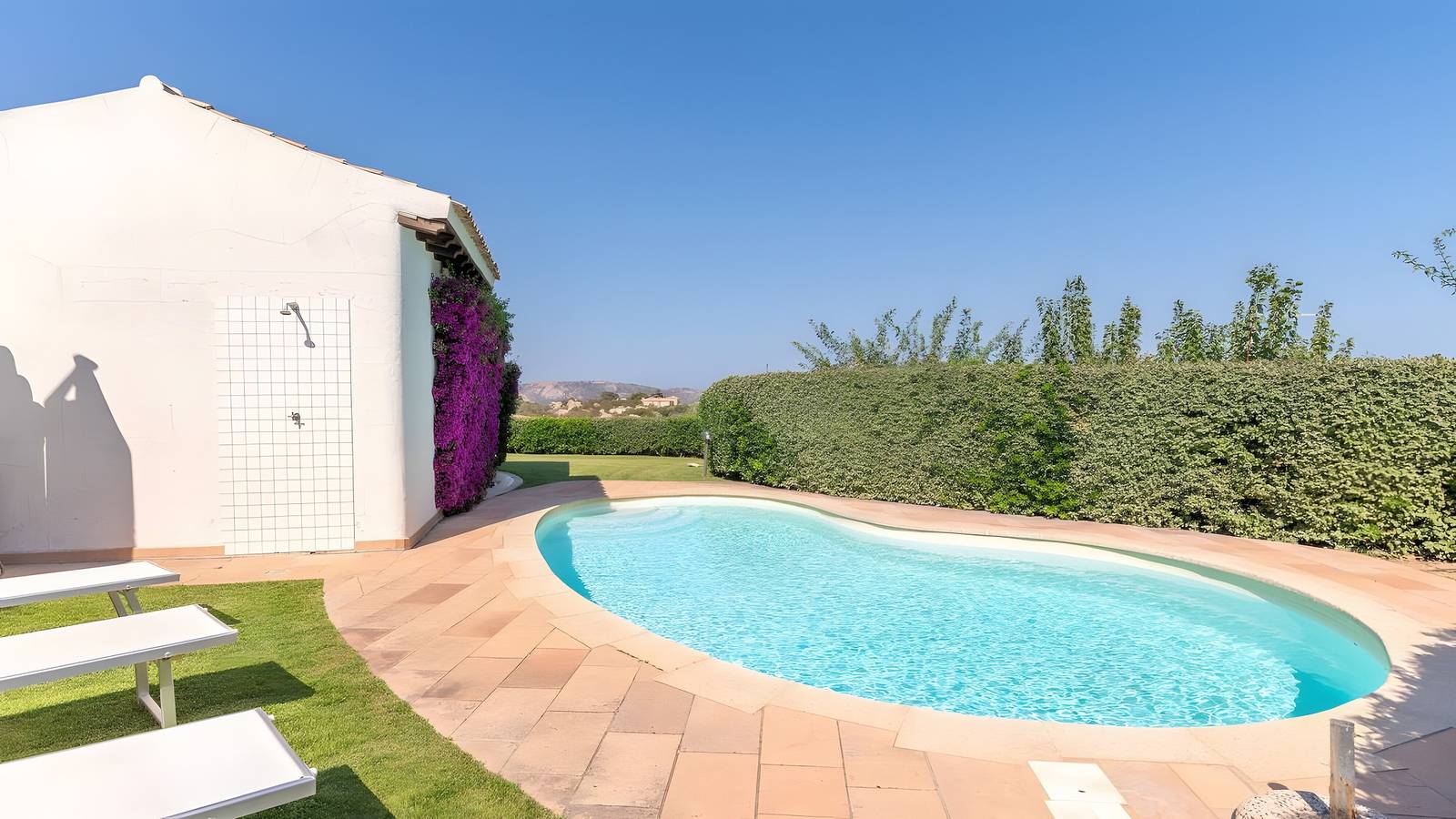 Villa 'Maddalena' avec vue sur la mer, piscine privée et climatisation in Palau (Sardaigne), Gallura