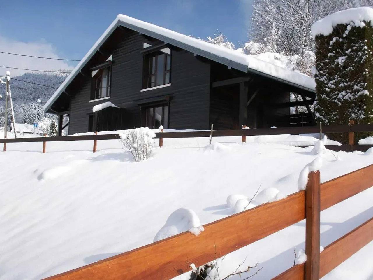 Entire apartment, Charming Apartment in Vagney of 56 m² with Mountain View. in Vagney, Parc naturel régional des Ballons des Vosges