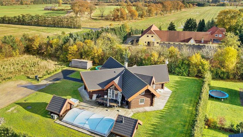 Ferienhaus für 19 Personen, mit Whirlpool und Pool sowie Terrasse und Sauna in Kvie Sø - 3