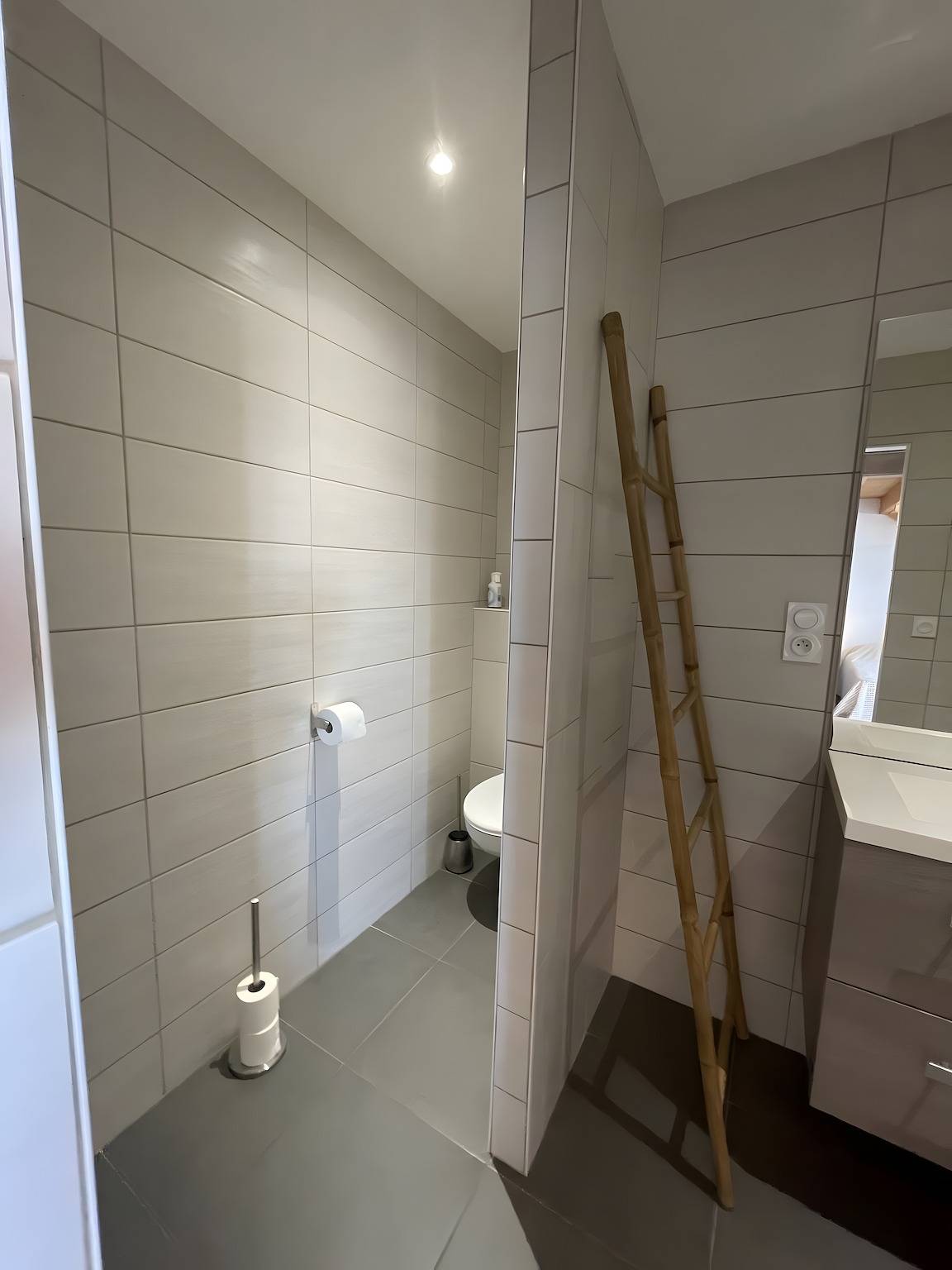 Chambre d’hôtes Elisabeth Familiale 6 pers avec jardin partagé et Wi-Fi in La Flocellière, Fontenay-le-Comte