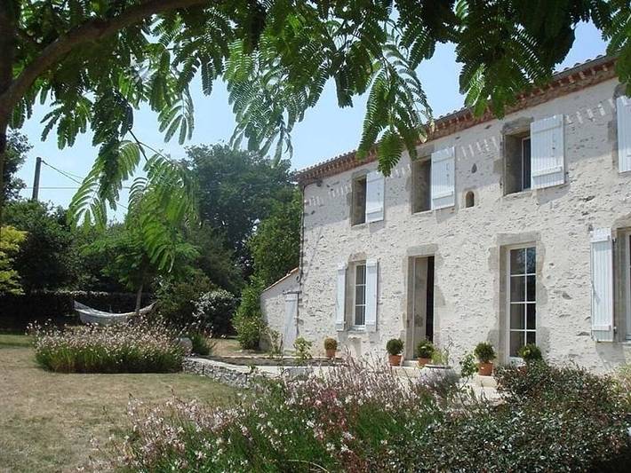 Chambre d’hôte pour 2 personnes, avec piscine et jardin en Vendée - 2