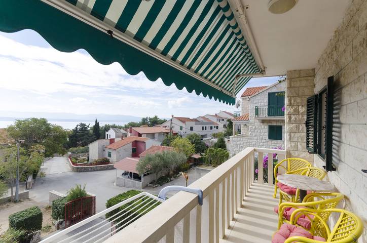 Gîte pour 5 personnes, avec Balcon à Bol - 2