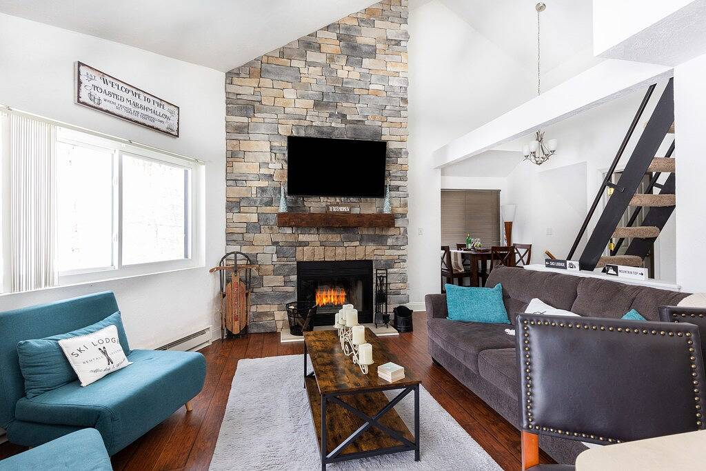 Ganze Wohnung, Hidden Valley -1Br/Loft - Your Winter Ski Getaway! in Hidden Valley, Pennsylvania