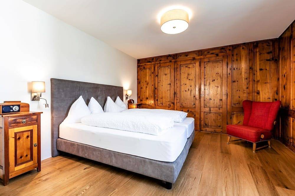 Hotel Münsterhof, (Müstair). in Müstair, Val Müstair