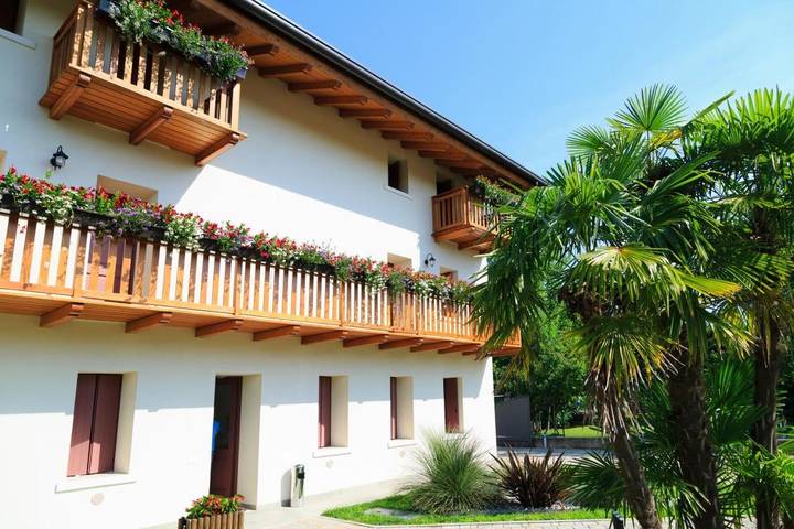 Gîte pour 9 personnes, avec jardin et piscine ainsi que bassin pour enfant et vue à Polcenigo - 3