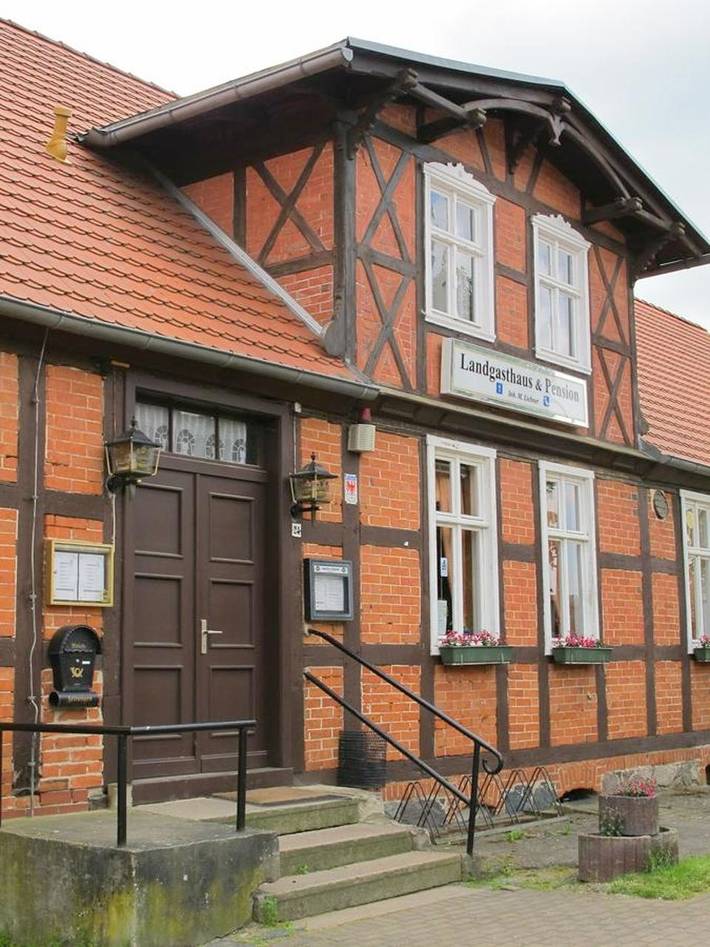 Hotel für 3 Personen, mit Balkon und Terrasse sowie Ausblick in Groß Pankow (Prignitz) - 2