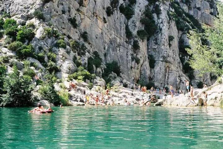 Location de vacances pour 6 personnes, avec vue et balcon à Tautavel - 4