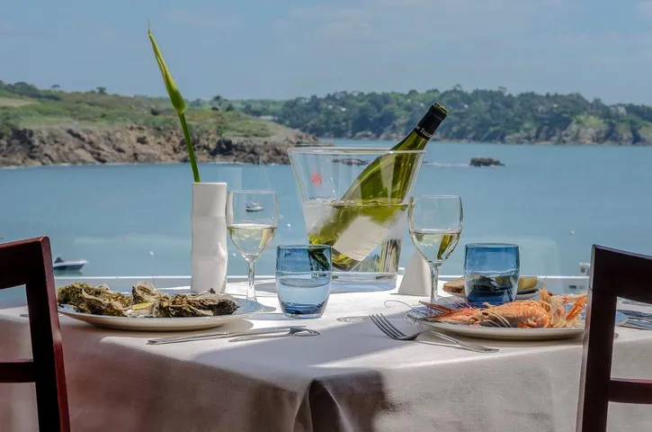 Hotel para 2 personas, con terraza y jardín - 1