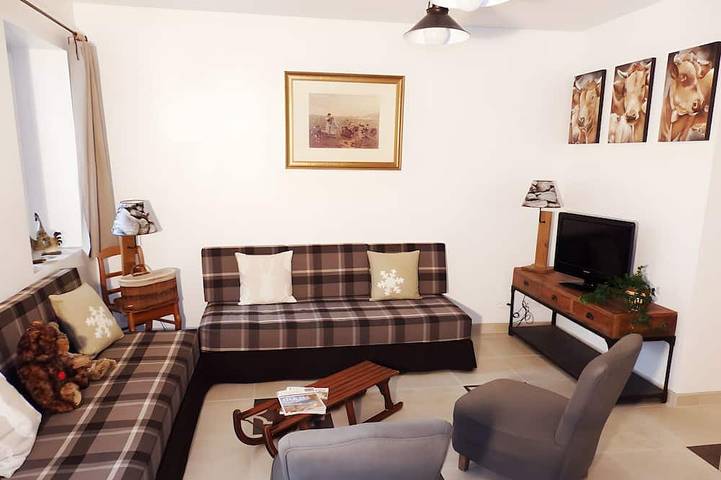 Location de vacances pour 4 personnes, avec terrasse à Orcier