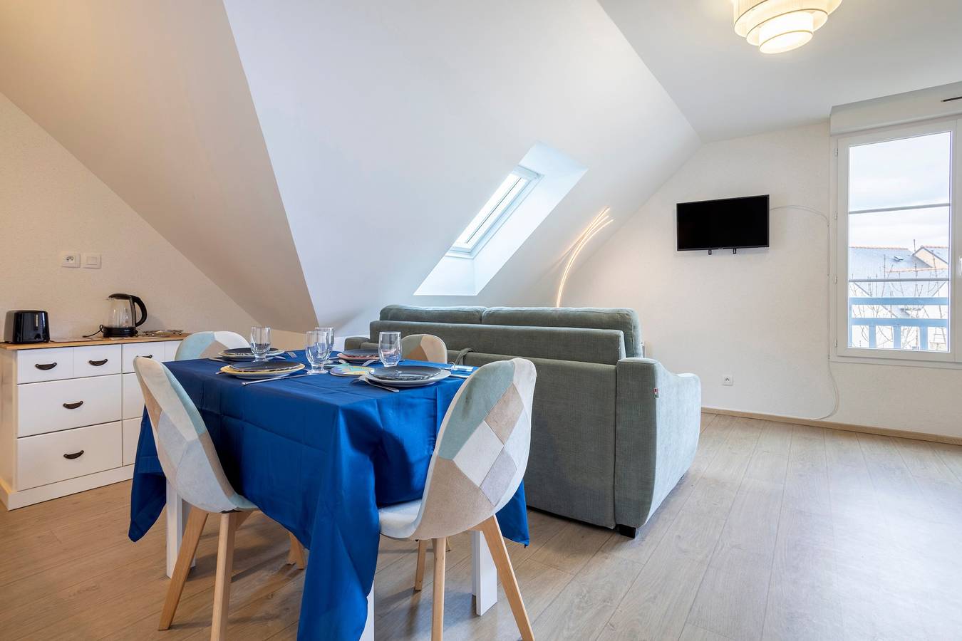 Apartamento entero, Apartamento «L'Eclose - Les Korrigans» con piscina, jardín compartidos y Wi-Fi in Guilvinec, Region de Quimper