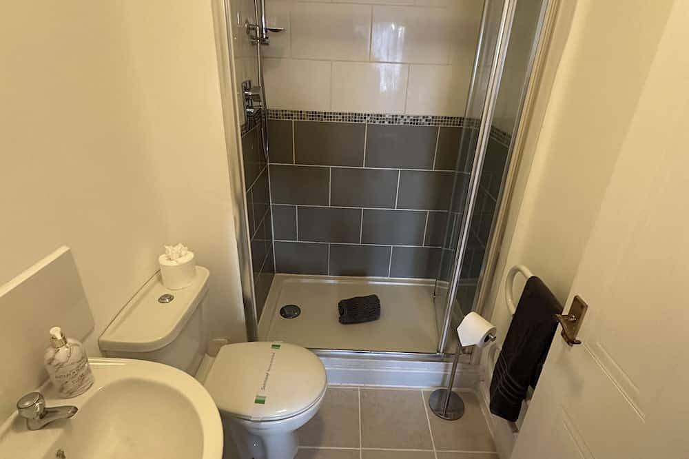 Entire apartment, A Home From Home in Crawley, West Sussex