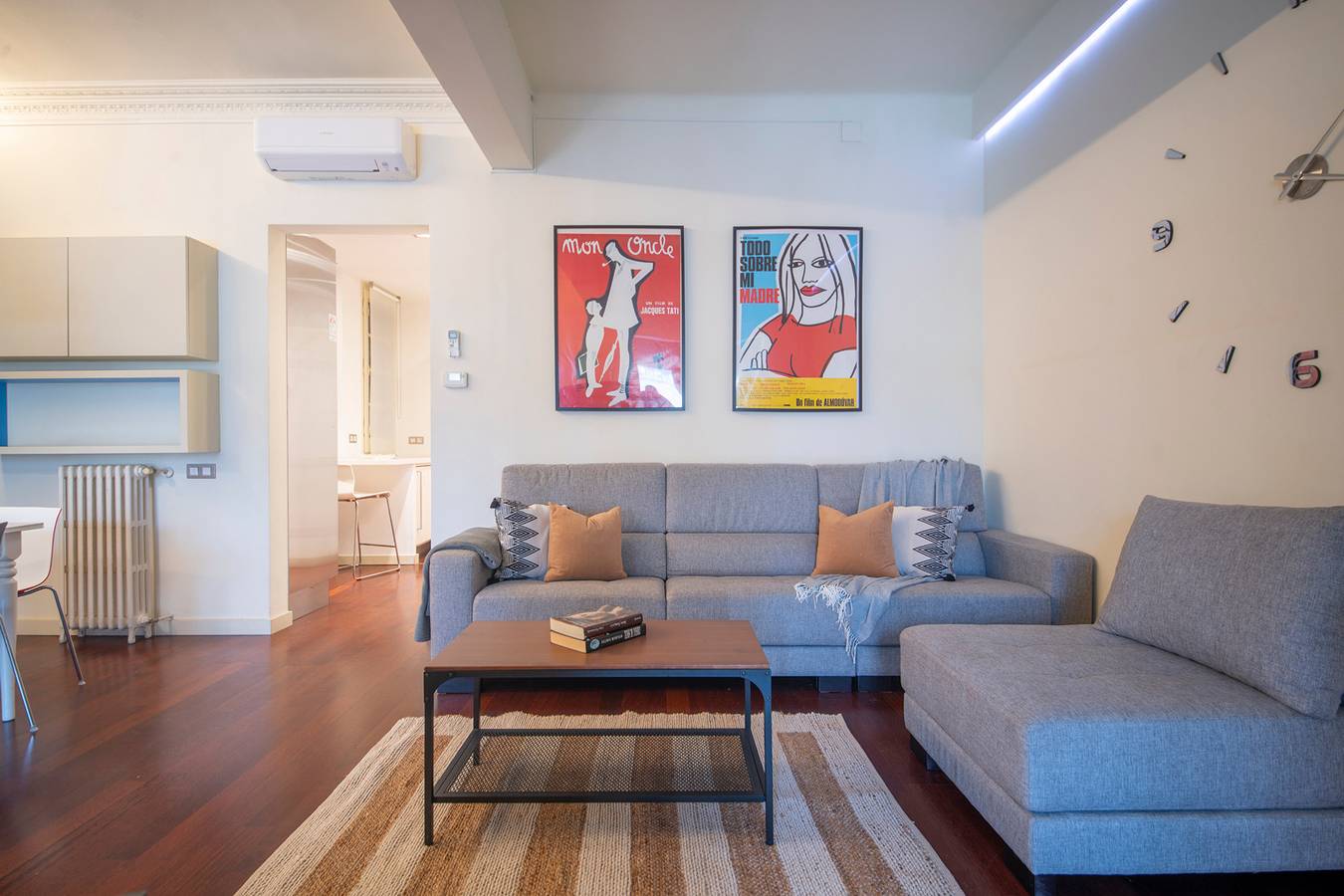 Appartement entier, Appartement de vacances pour 5 personnes in Barcelona Centre, Barcelone
