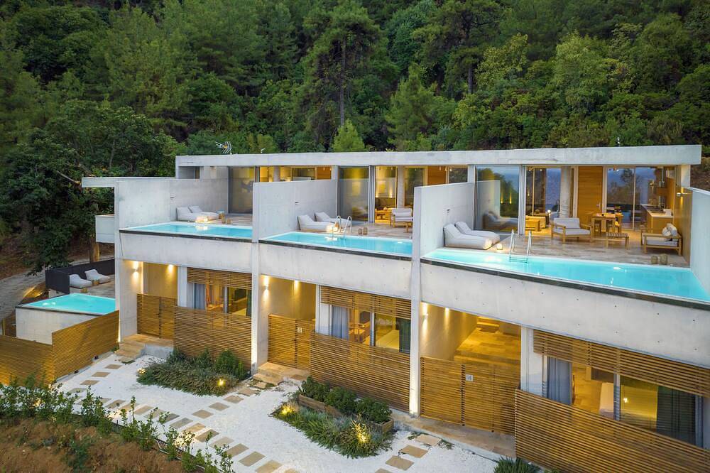 Two-bedroom Villa with a private heated pool in Chrisi Akti, Thassos