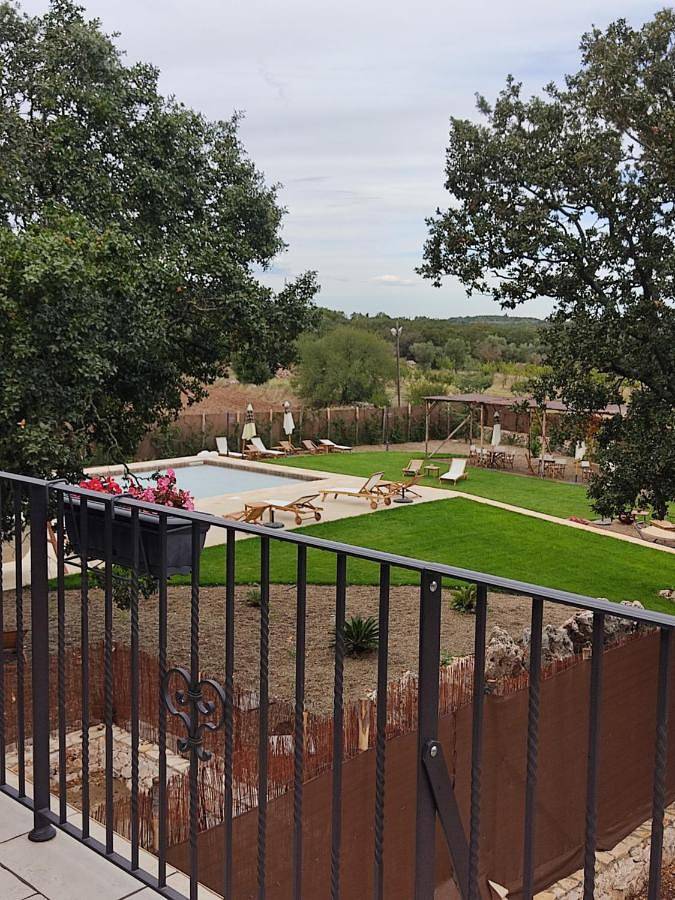 B&b per 3 persone, con panorama e piscina nonché giardino a Cassano delle Murge