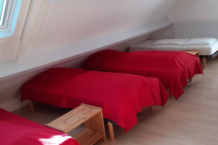 Location de vacances pour 10 personnes, avec jardin et balcon dans Plage de la Mine d'Or - 4