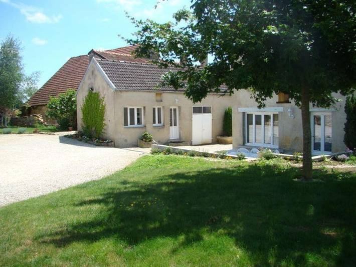Gîte pour 11 personnes, avec jardin, animaux acceptés dans Coulmier-le-Sec