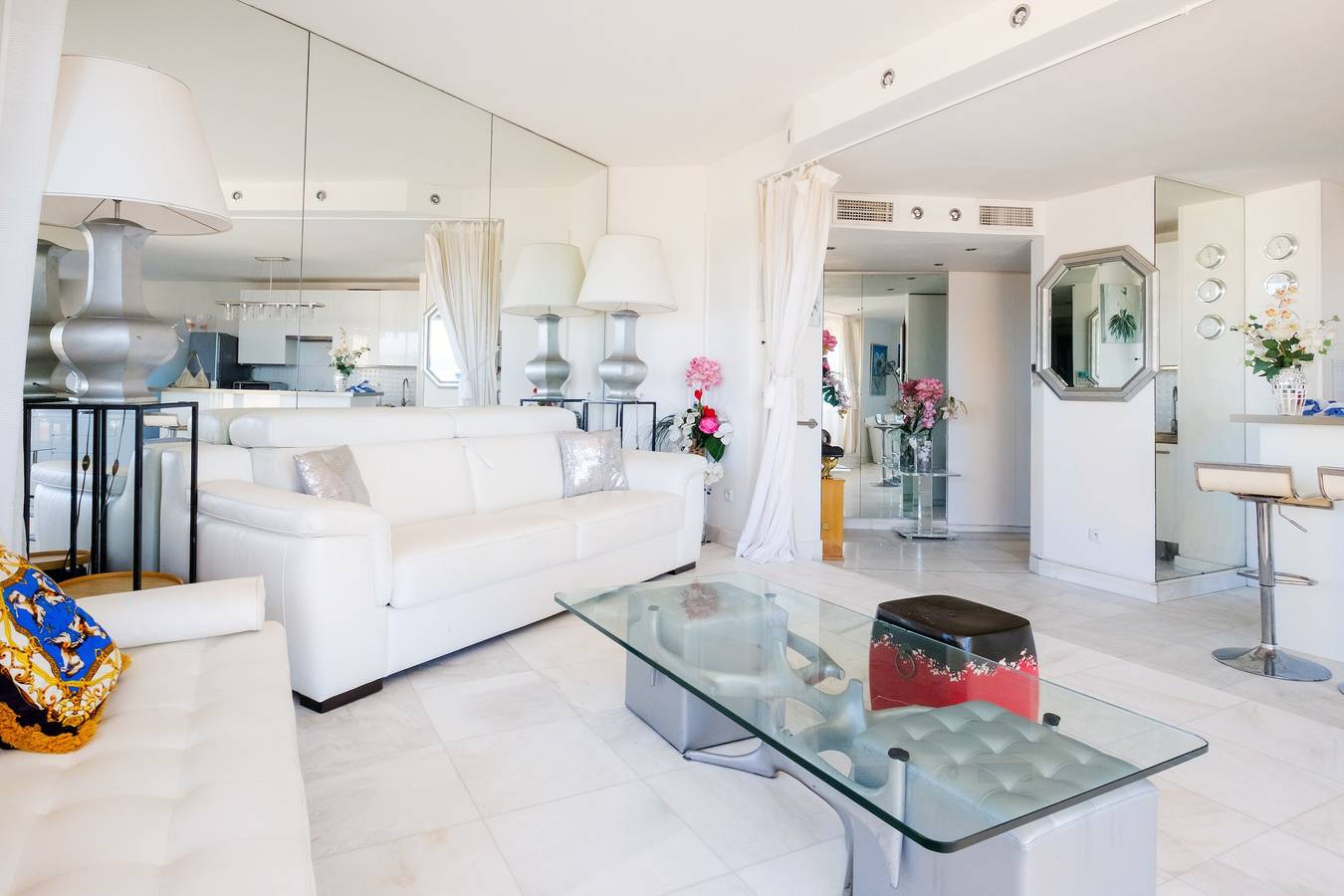 Appartement entier, Appartement 'Cannes Center Sea and Sky' avec vue sur mer, terrasse privée et climatisation in Cannes, Côte méditerranéenne (France)