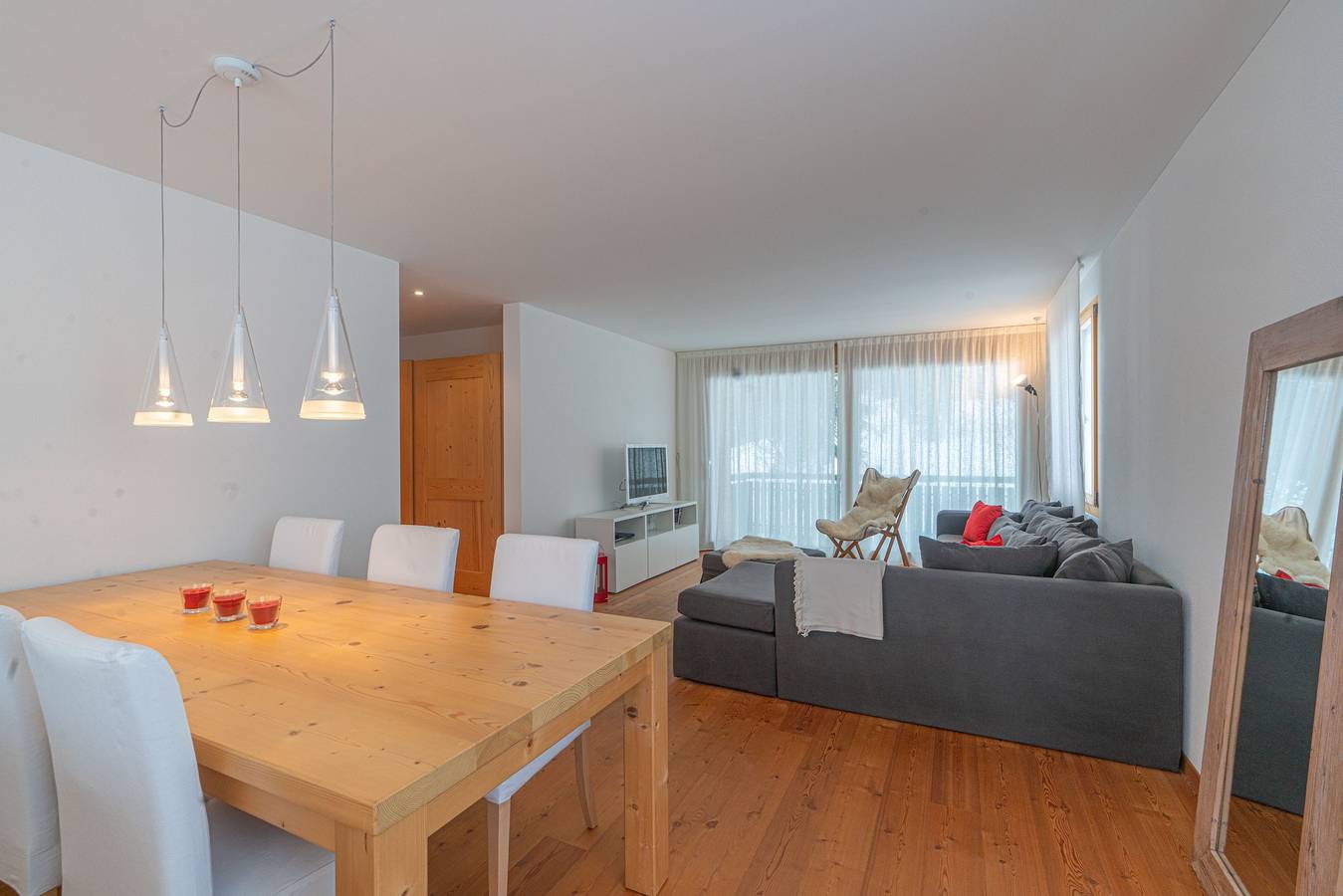 Appartement de vacances entier, Chesa Blaunca Maloja - with sunny balcony in Bregaglia, Engadine