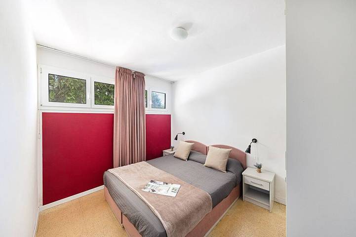 Ganze Wohnung, Wohnung mit Seeblick in einer Wohnanlage mit Swimmingpool in Spiaggia Baia Bianca, Manerba del Garda