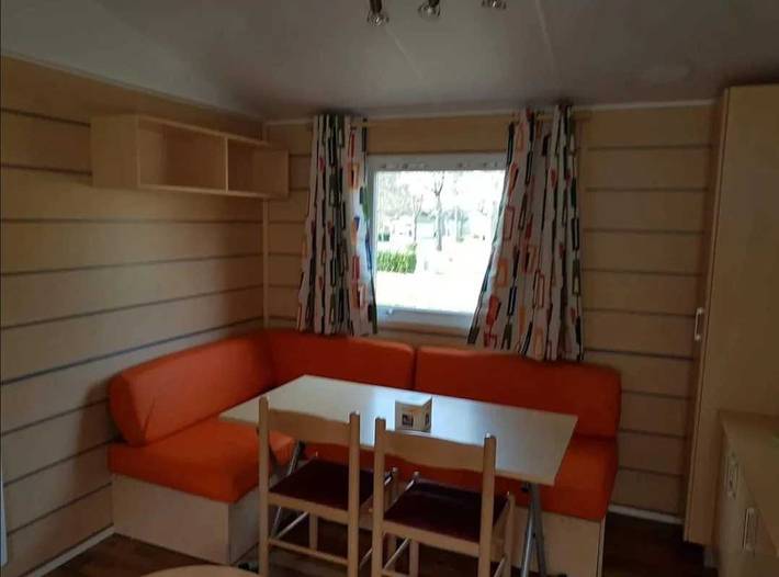 Camping pour 6 personnes, avec bassin pour enfant dans Lozère - 2