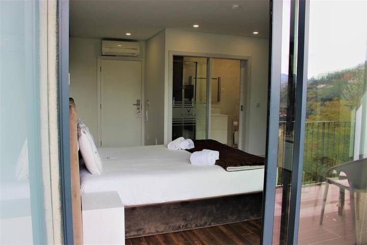 Ferienpark für 4 Personen, mit Seeblick und Ausblick sowie Pool und Garten in Portugal - 4