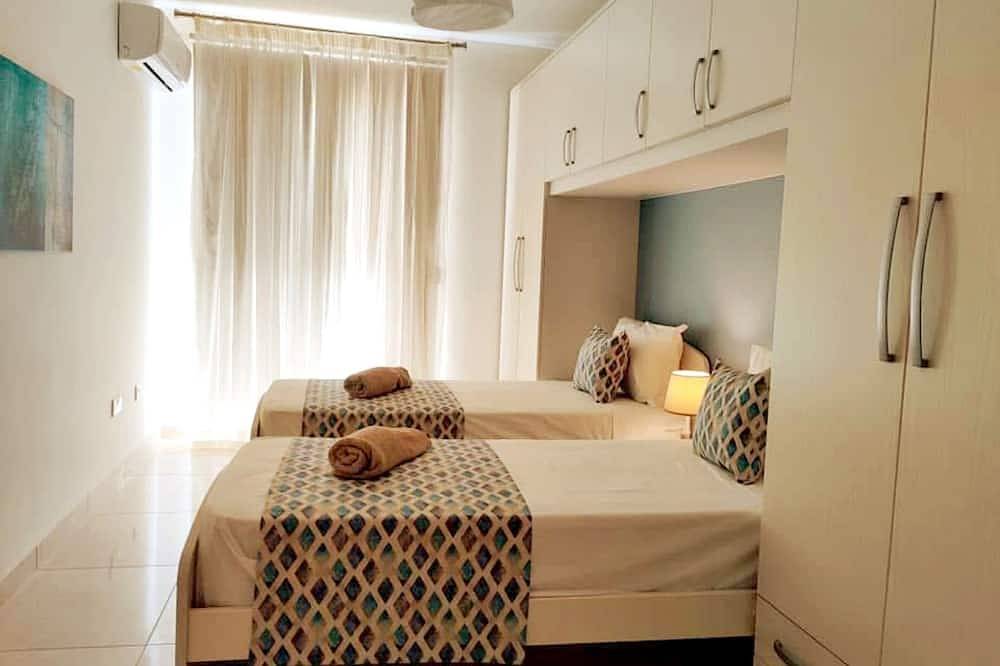 Ganze Wohnung, Grandblue Vista Marsalforn, State-of-the-art 2Br Seafront Luxury Apartment in Marsalforn, Zebbug