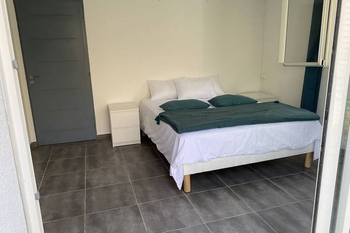 Gîte pour 6 personnes, avec jardin dans Office de Tourisme de Cargese - 2