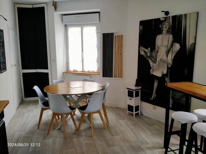 Location de vacances pour 6 personnes, avec jardin à Ménil - 2