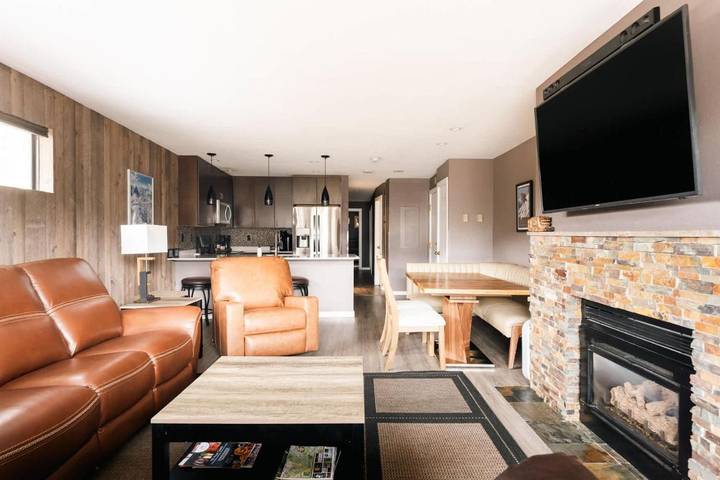 Gîte pour 7 personnes, avec terrasse à Avon