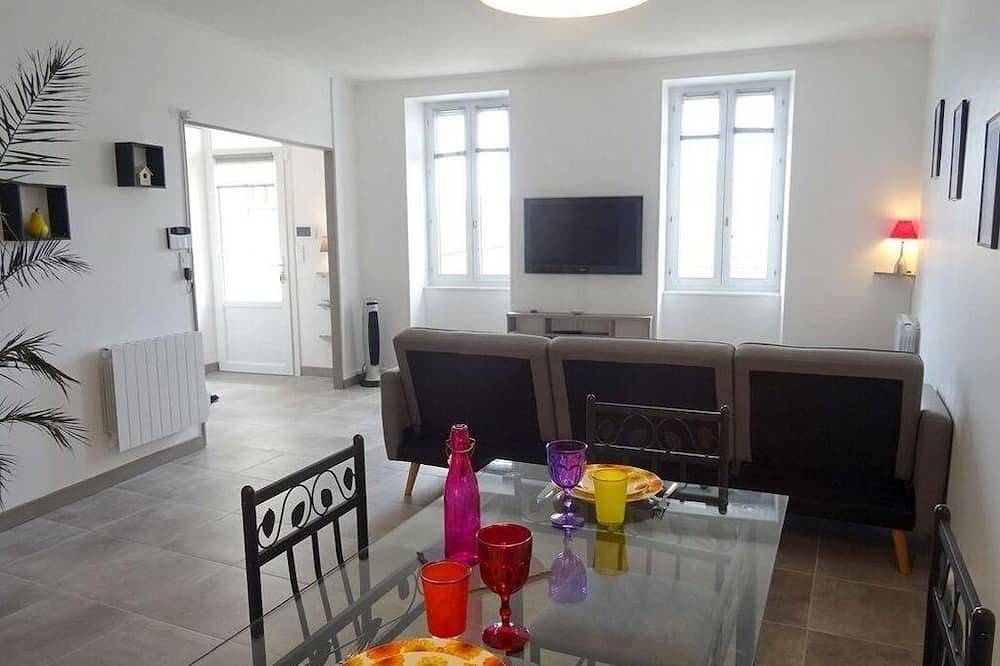 Appartement entier, Appt T2 -  : classé 3 étoiles ***  :   proche plage , îles Madame ,ile d'Aix in Saint-Nazaire-sur-Charente, Région de Rochefort