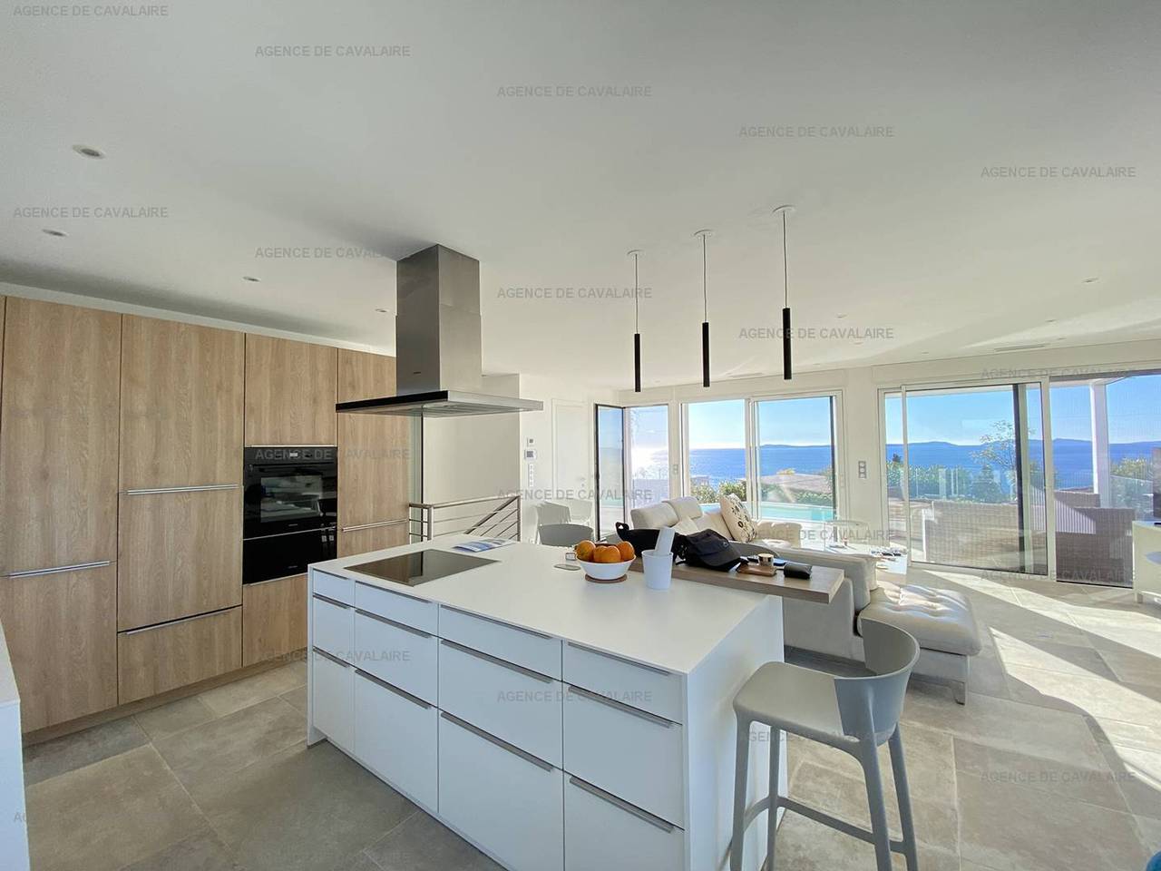 Modern villa with pool and air conditioning in Cavalaire-sur-Mer, Draguignan e dintorni