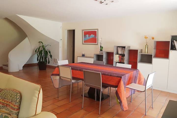 Location de vacances pour 6 personnes, avec jardin à Venelles - 3