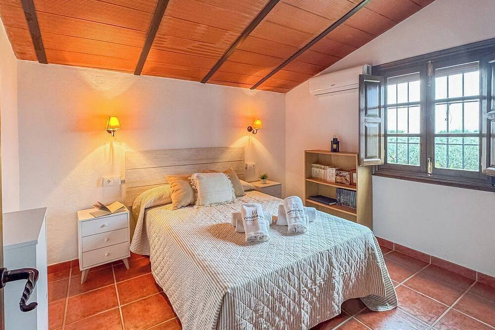 La Zaranda de Pinillos Antequera by Ruralidays in Antequera, Málaga Province