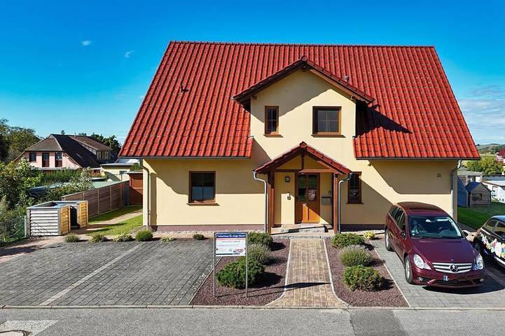 Ferienwohnung für 5 Personen, mit Balkon und Garten sowie Sauna in Mönchgut-Granitz