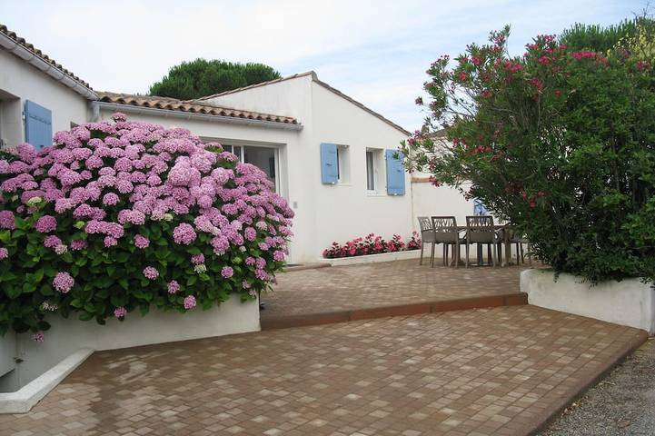 Villa pour 2 personnes, avec terrasse, animaux acceptés en Charente-Maritime