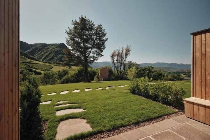 1-Bedroom Chalet with Panoramic Views – Adults Only in Terlano, Alpi Sarentine